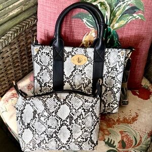 Snakeskin Print Black/White Handbag🌟NeW w/Tags BAG IN BAG - FAUX LEATHER
